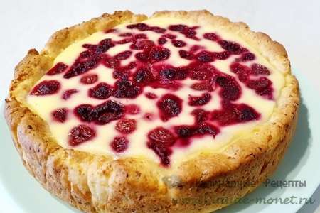 Пирог с ягодами, творожное тесто