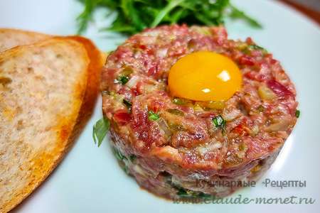 Тартар из говядины | французская закуска из сырого мяса