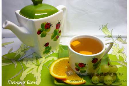 Быстрый компот из винограда, апельсина и зеленого чая