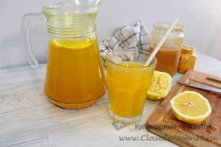 Имбирный чай с лимоном, курукумой и медом