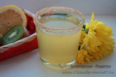 Освежающий мятный напиток с лимоном и киви