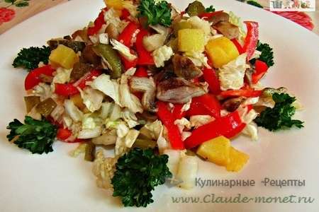 Постный салат с пекинской капустой и грибами